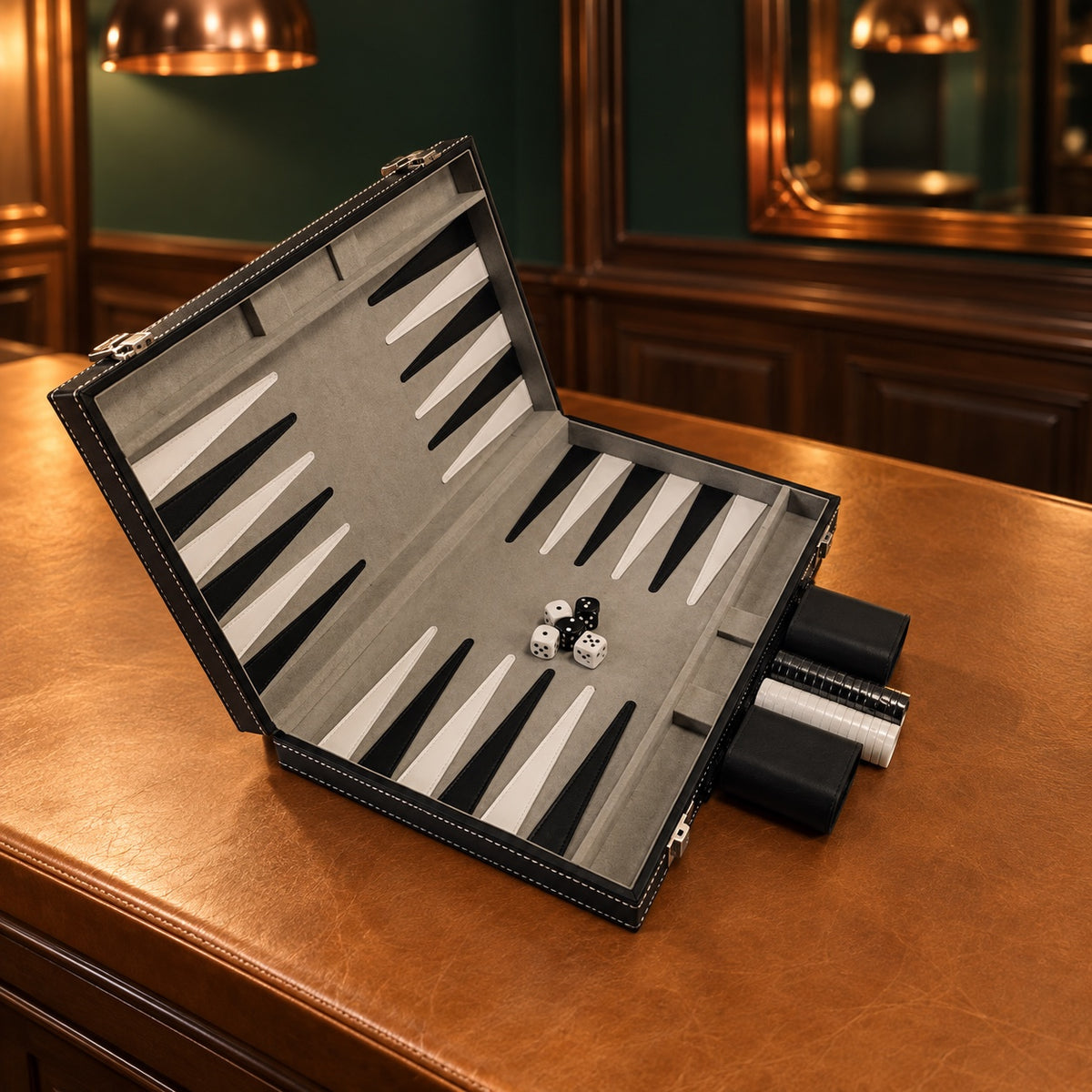 Backgammon en mallette noire effet cuir 37 cm – vue 3