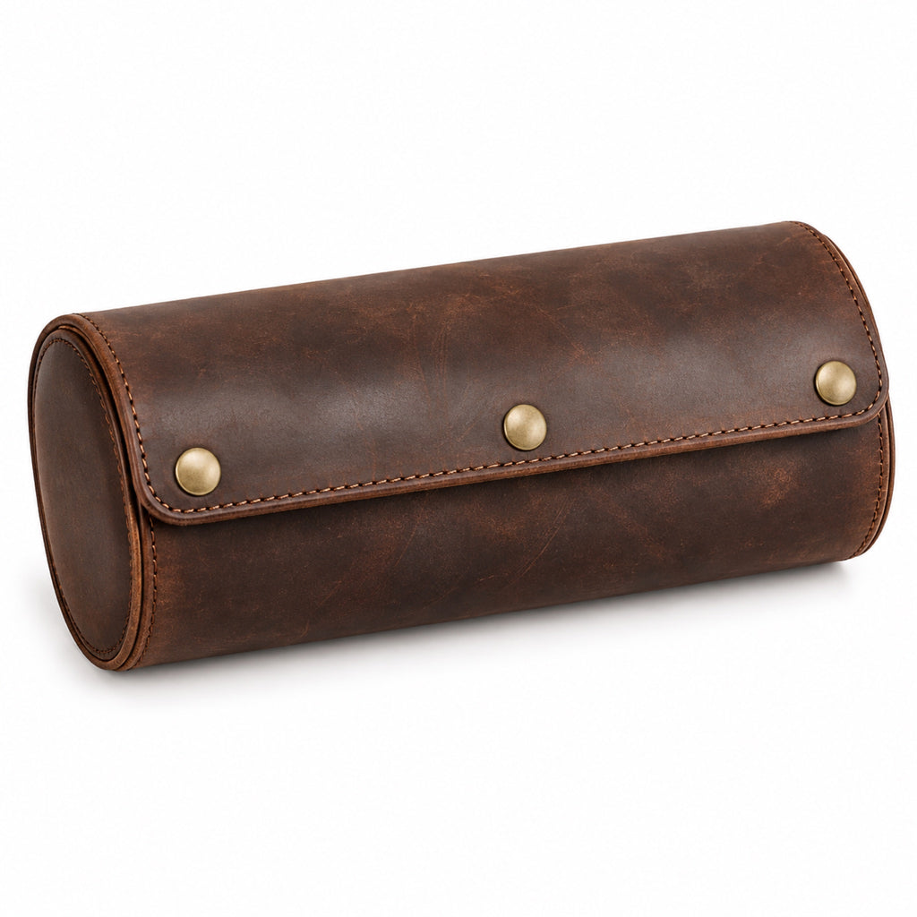 Rouleau de voyage en cuir véritable vintage, packshot fond blanc – L'Art du Cadeau Homme